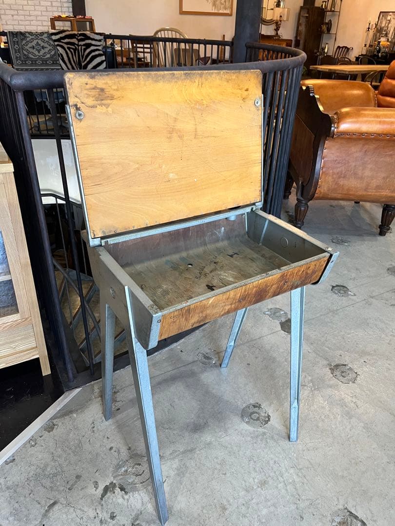 ESAVIAN イギリス スクールデスク【推定50s-60s】