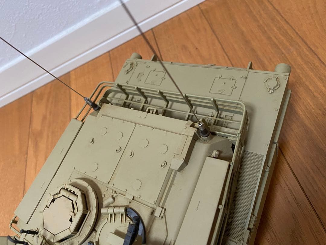 ル*ス様 東京マルイ バトルタンク1/24 アメリカ軍主力戦車 M1 A2 エイ