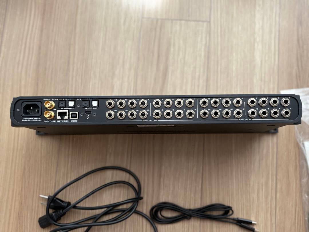 MOTU 16A Thunderboltケーブルおまけ付き - メルカリ