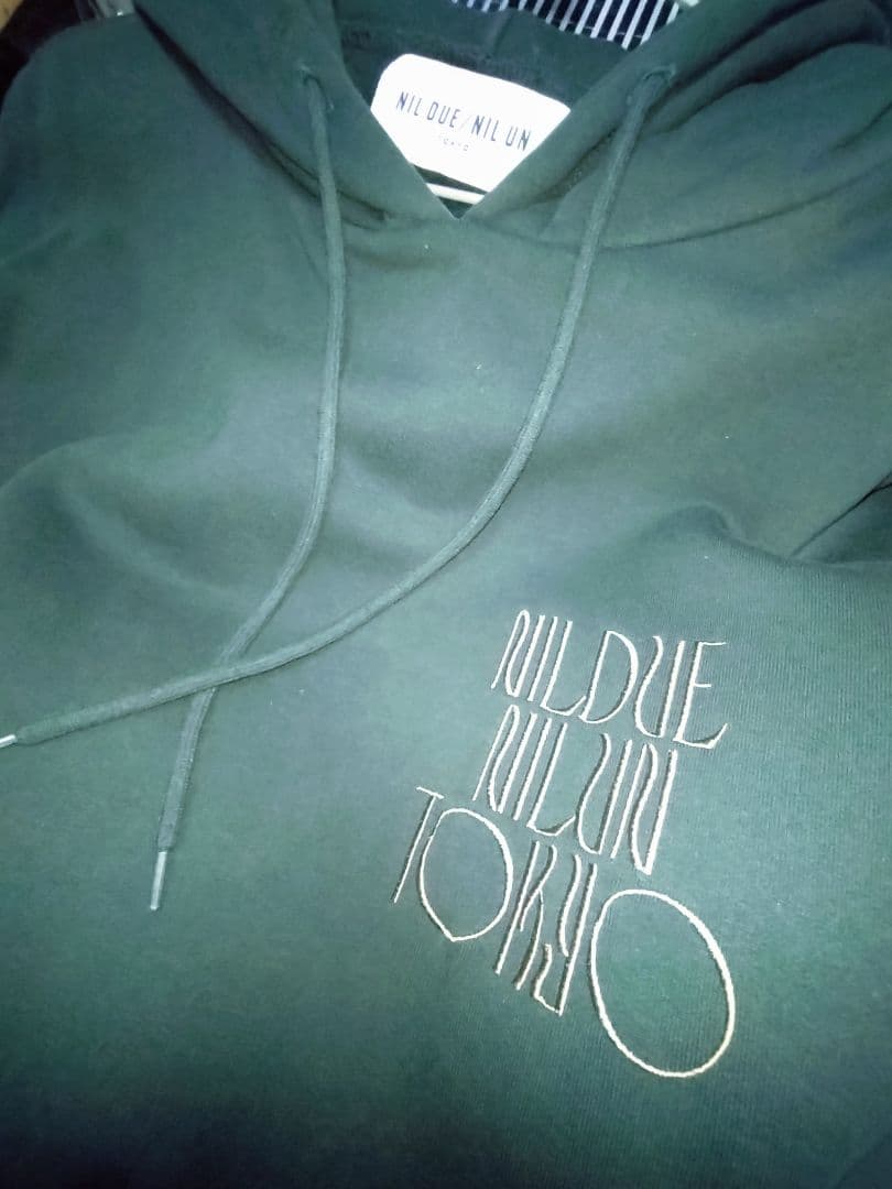 NIL DUE / NIL UN TOKYO フーディ the GazettE