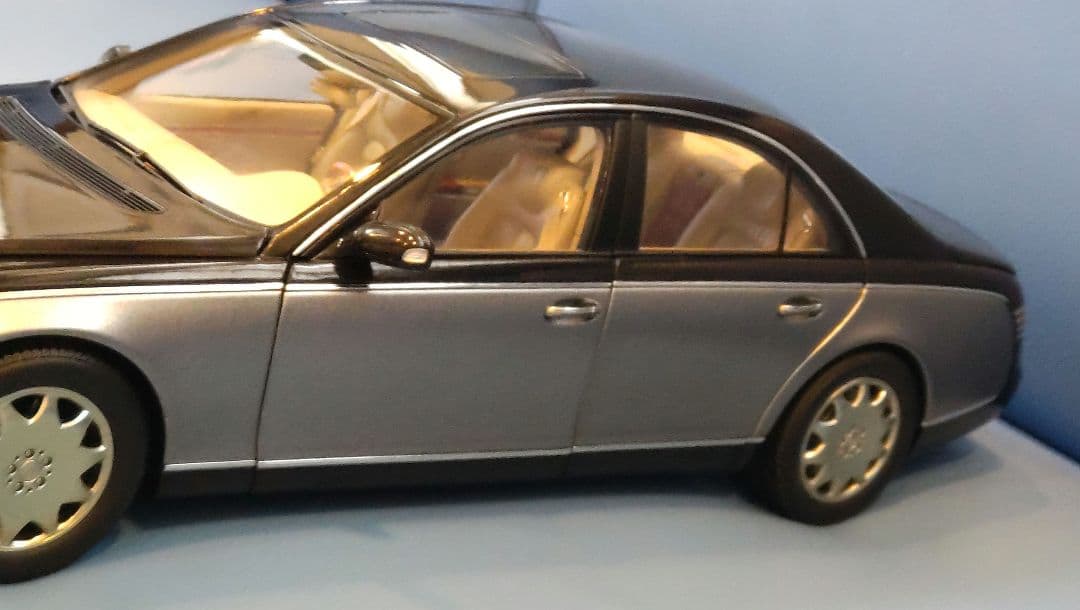新品・未使用】AUTOart MAYBACH 57 1/18スケール - メルカリ
