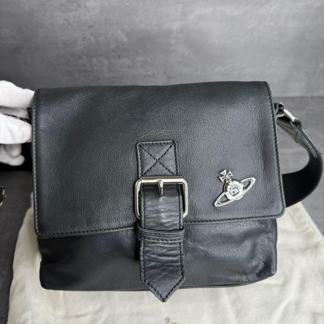 Vivienne Westwood ヴィヴィアン ショルダーバッグ オーブロゴ