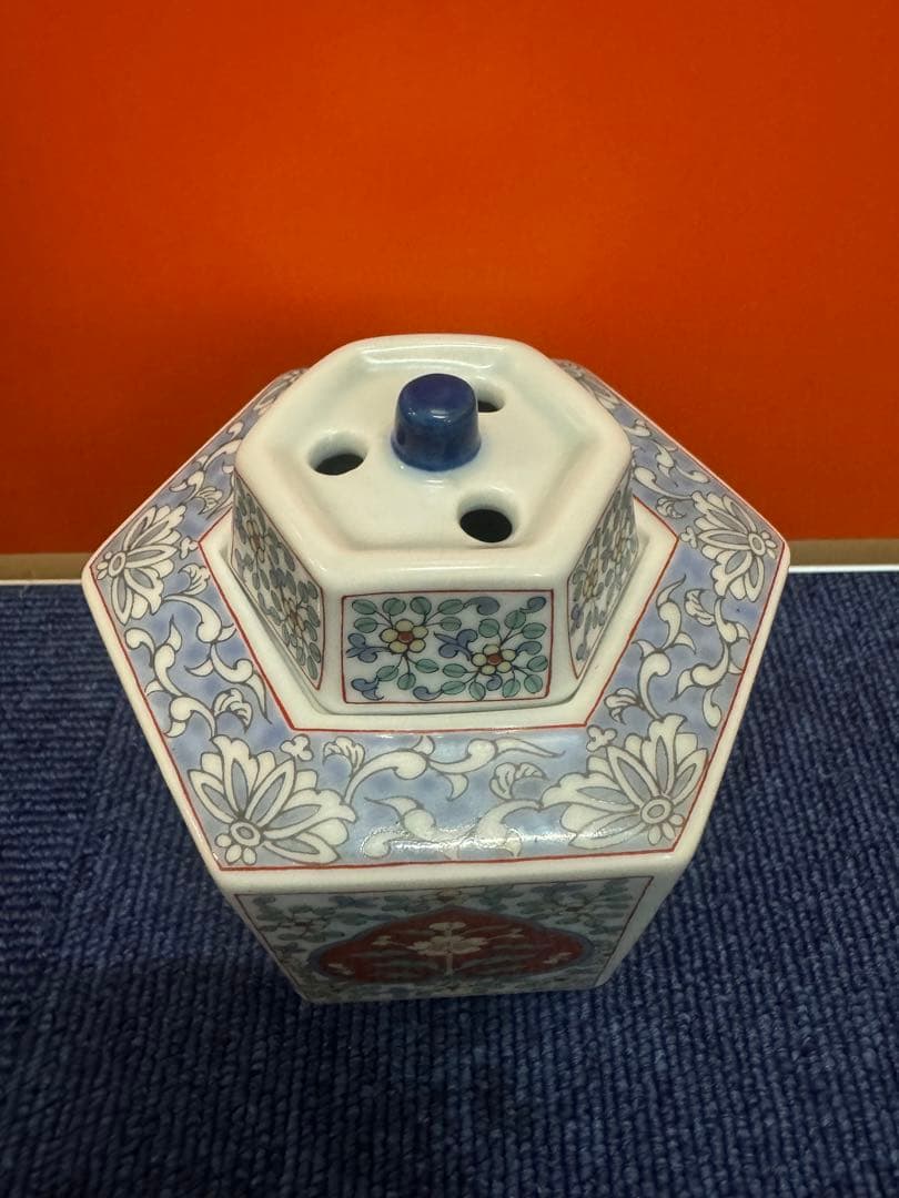 1659 有田焼幸楽草花文香炉未使用