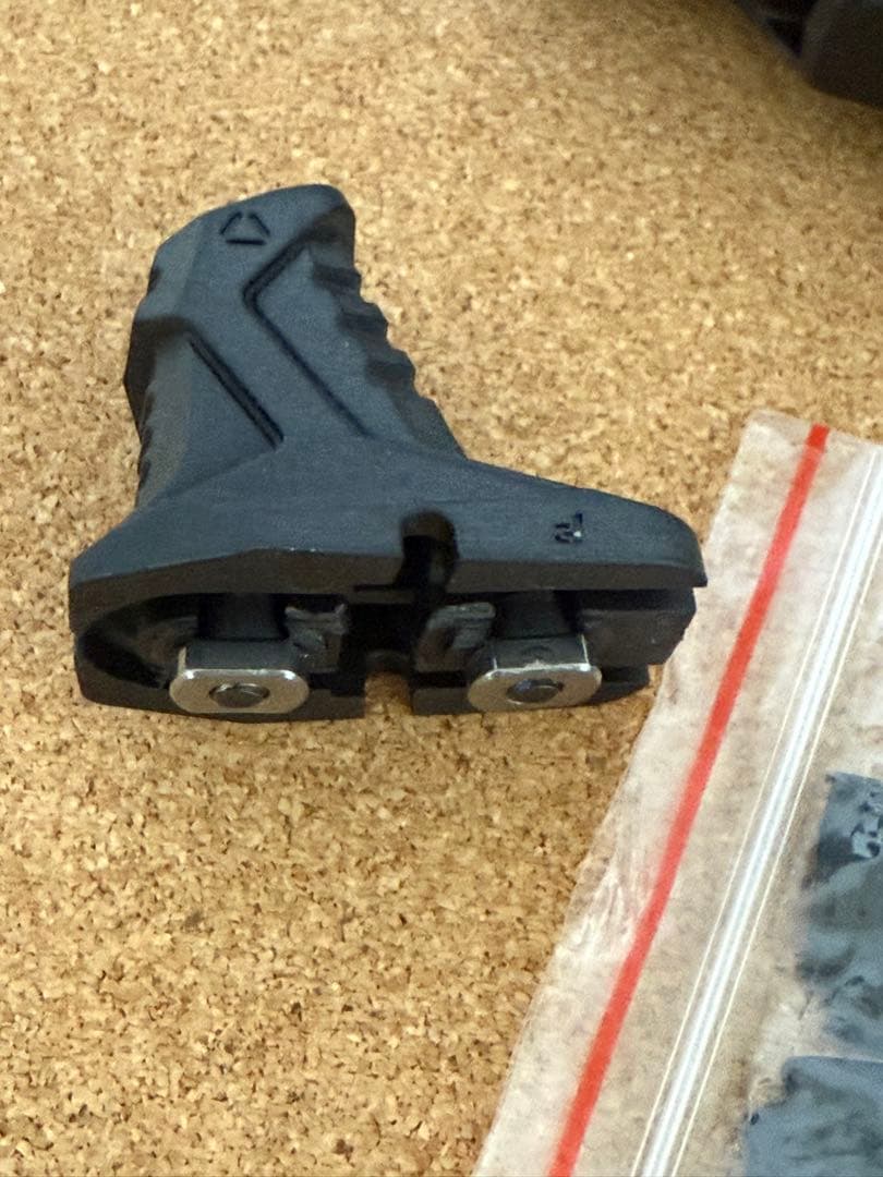 実物STRIKE MOD1 バットストック ブラックストライクインダストリーズ