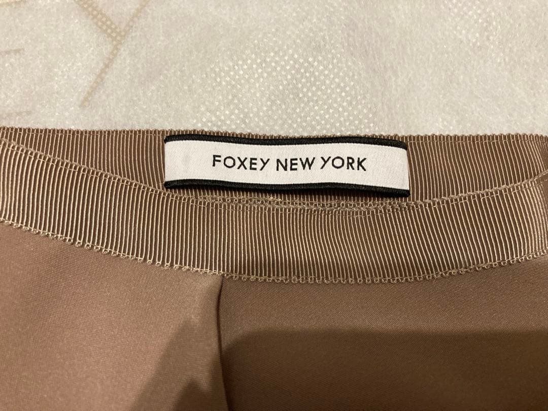 フォクシースカート　モカ　４０サイズ　新品未使用品　４１０１３