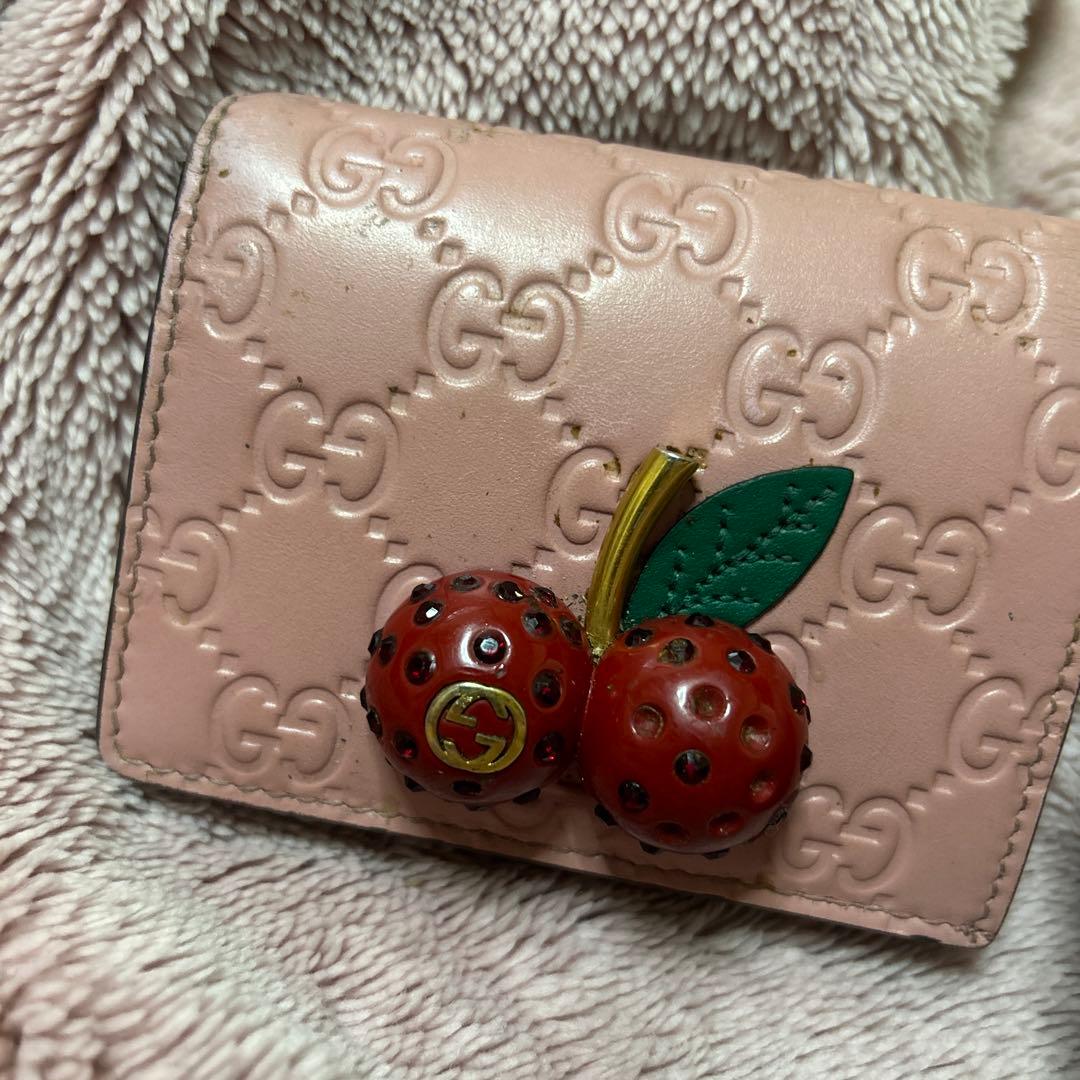 Gucci 二つ折り財布 チェリー ピンク GUCCI さくらんぼ ピンクレザー