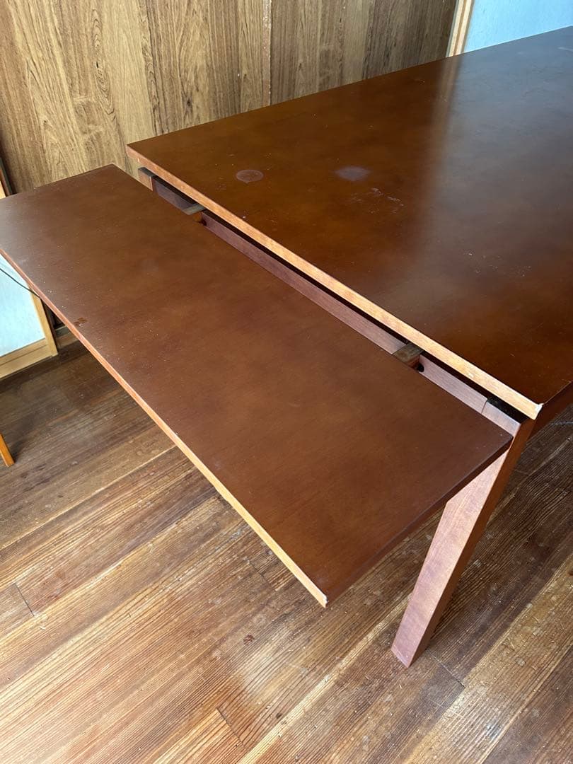 ダイニングテーブル Akari