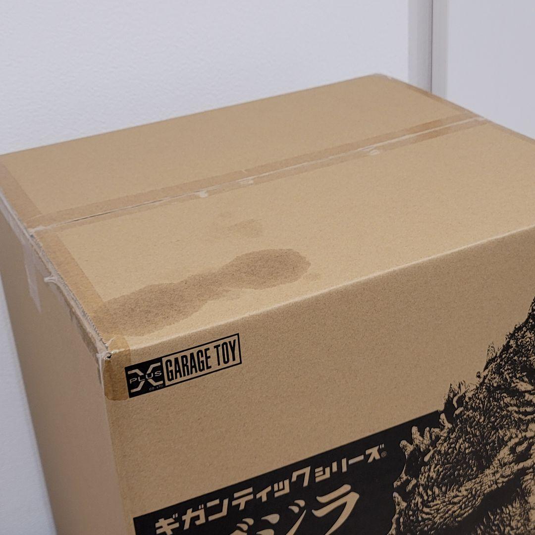 【開封済新品】ギガンティックシリーズ ゴジラ (1964) 発光Ver.