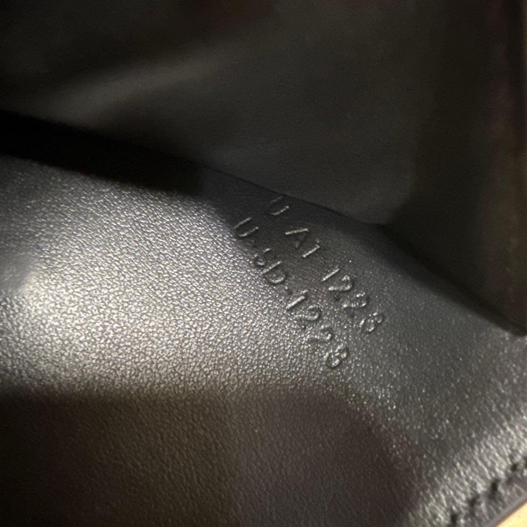 セリーヌ三つ折り財布