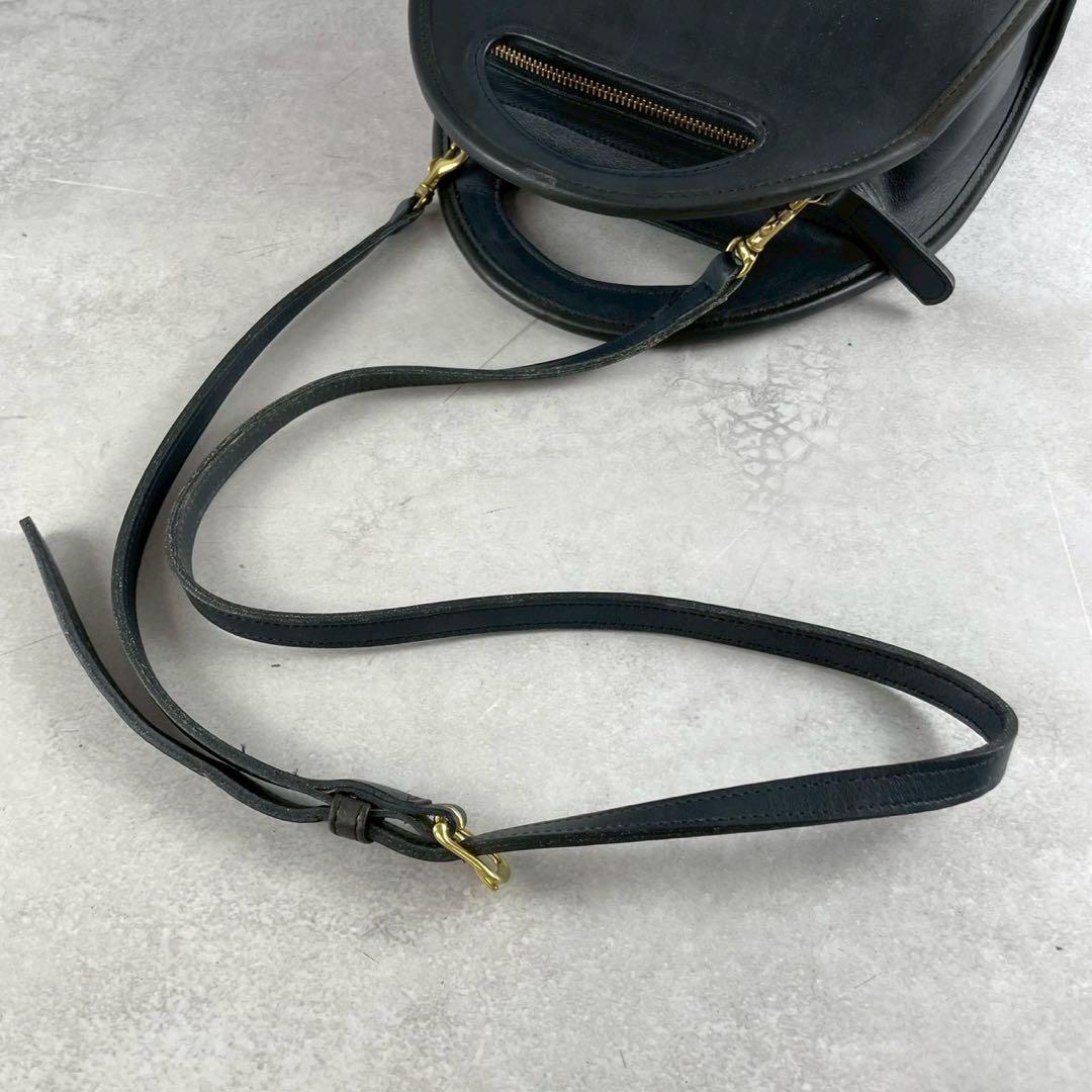 ✨美品✨オールドコーチ　ショルダーバッグ　2way ハーフムーン　レザー　黒