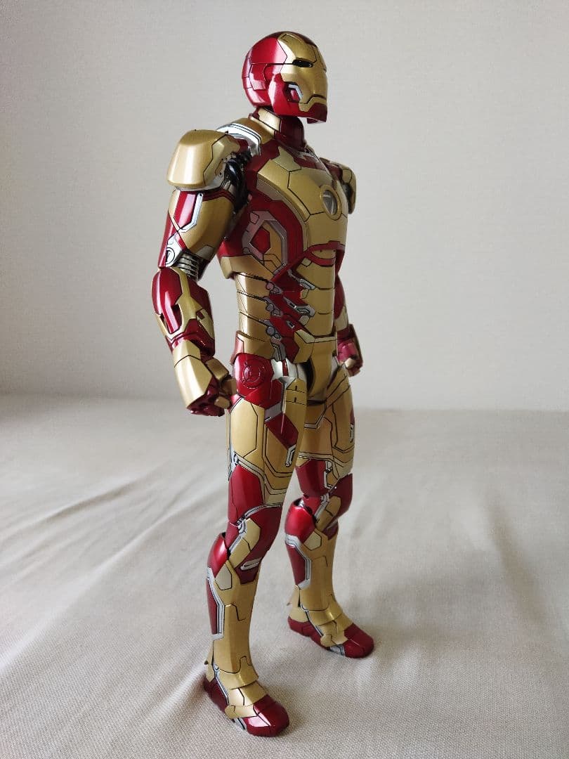 ホットトイズ アイアンマン3 MARK XLII フィギュア1/6開封品