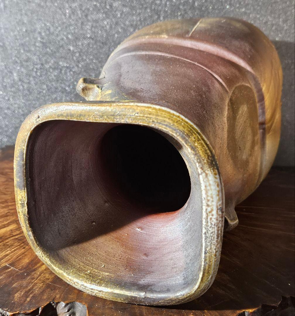 県重要無形文化財保持者 松井興之 造 備前花入 共箱