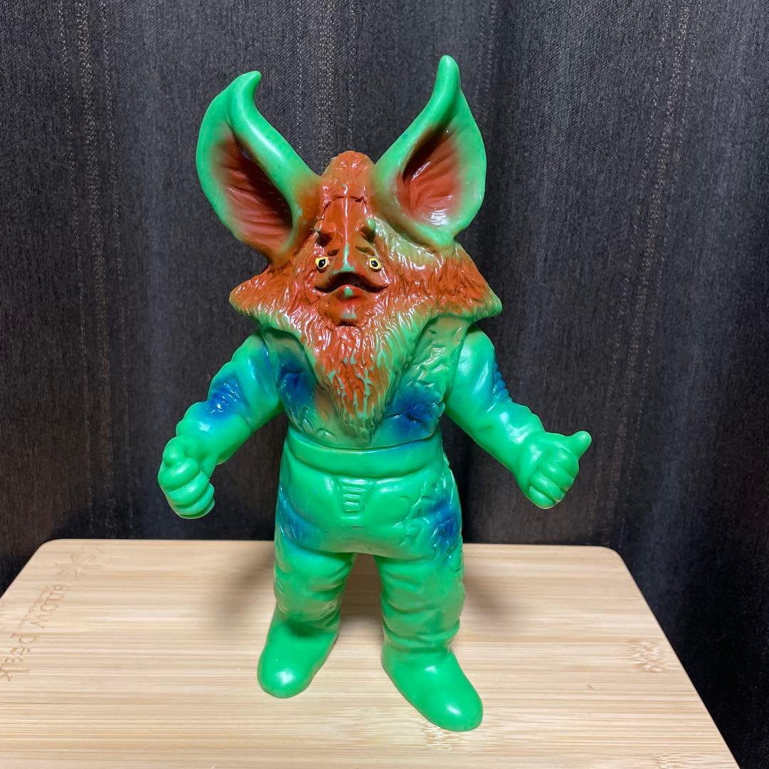 ブルマァク イカルス星人 ソフビ 当時物 スタンダードサイズ - メルカリ