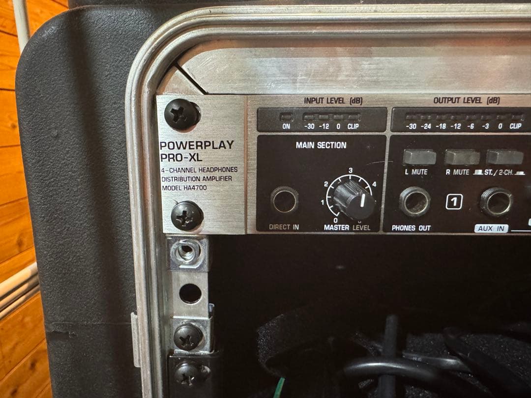 配信機器・PA機器・レコーディング機器 BEHRINGER Powerplay Pro-XL / XENYX 1002