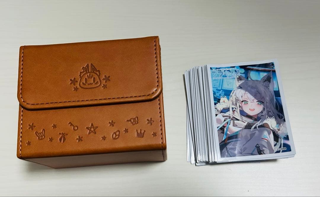 白上フブキ カードケース スリーブ