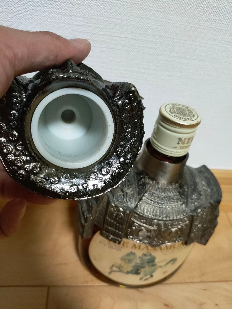 伊達政宗 兜付きボトルニッカ ウイスキー特級 THE MASAMUNE