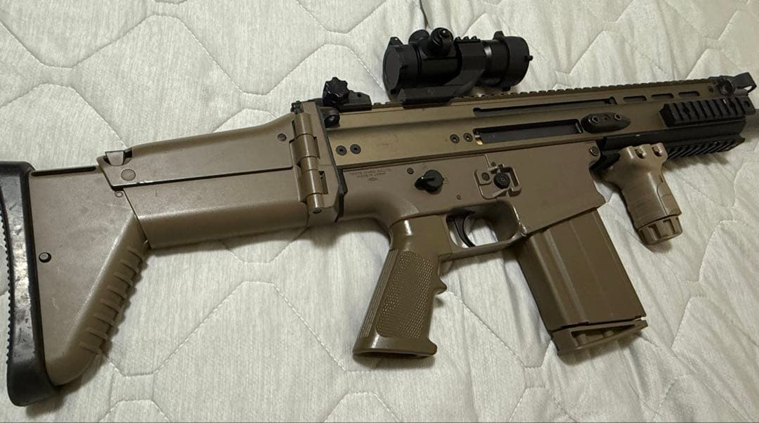 【ジャンク】東京マルイ次世代電動ガン SCAR-L タンカラー　観賞用