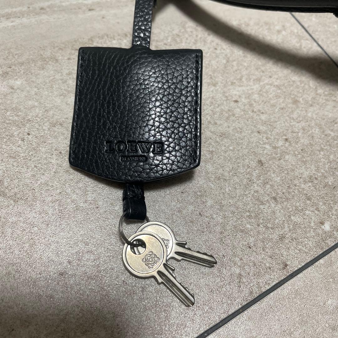 ロエベ　手持ちバッグ