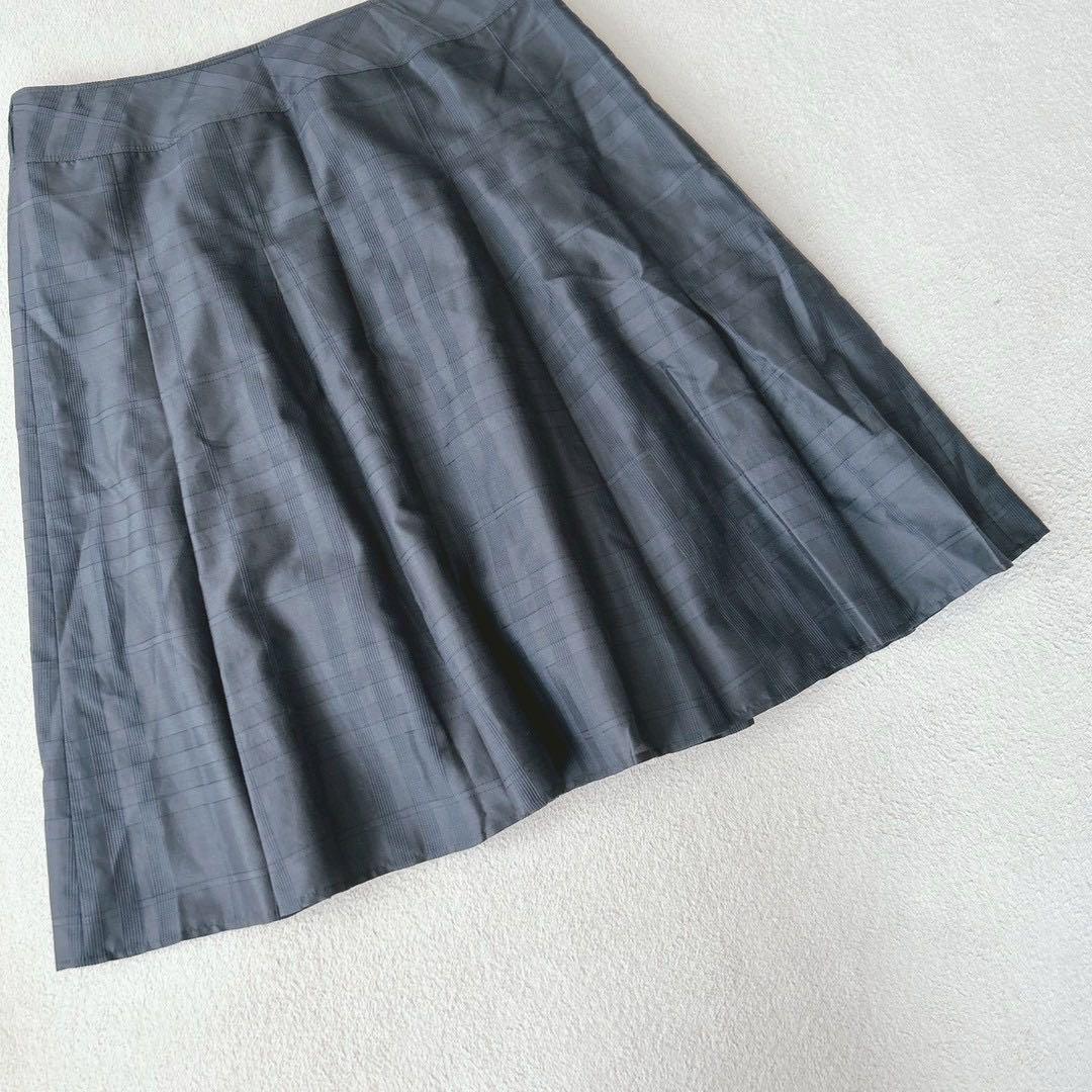 美品✨　BURBERRY LONDON　スカート　メガチェック　シルク　黒　44