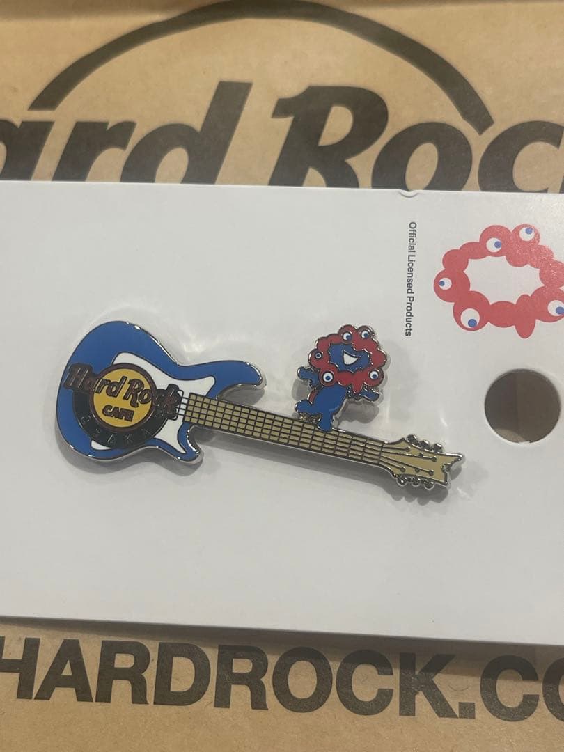 ハードロックカフェ ミャクミャクピンバッジセット