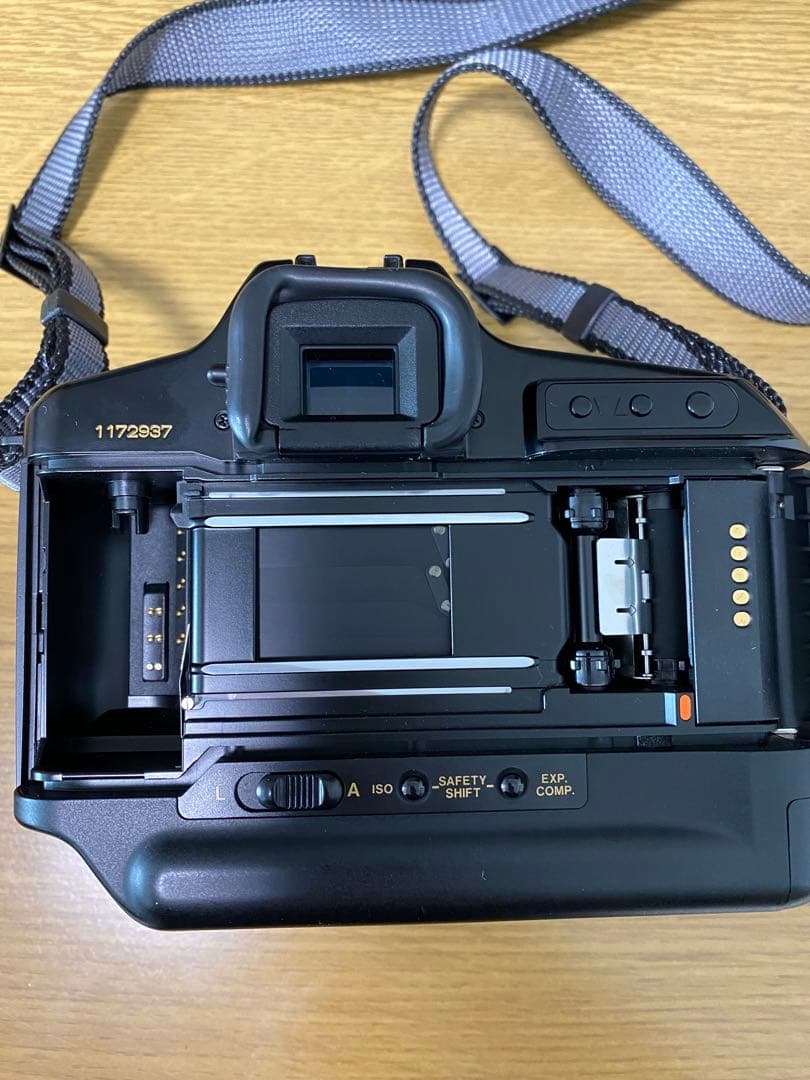 Canon T90 フィルム一眼レフカメラ