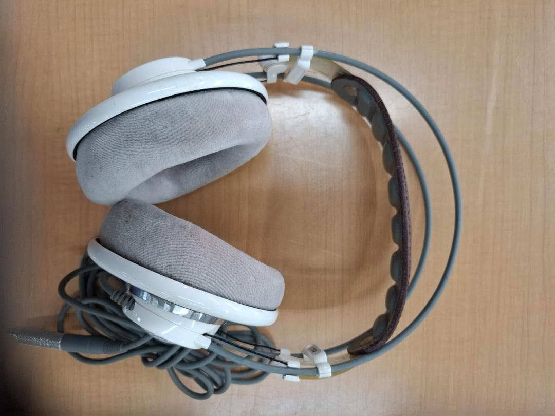 AKG K701 有線ヘッドホン