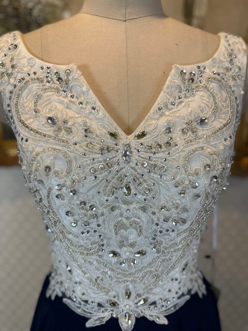 ネイビー ビーズ刺繍Aラインロングドレス