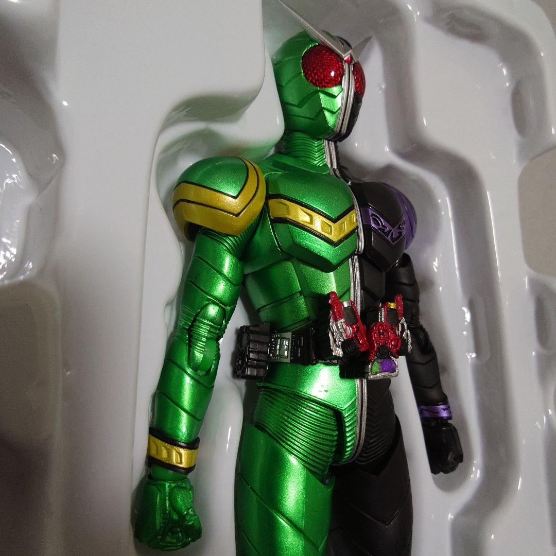 フィギュアーツ 真骨彫 仮面ライダーW サイクロンジョーカー風都探偵アニメ化記念