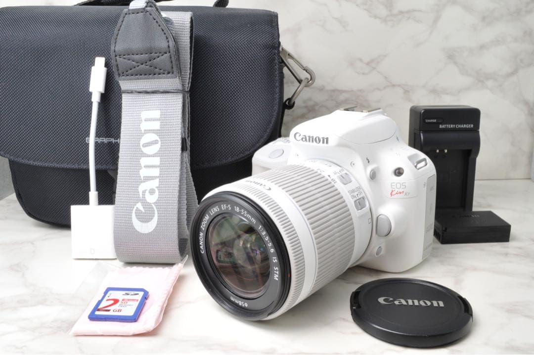 美品❣️ショット数新品級 Canon EOS Kiss X7⭐️ホワイト - メルカリ