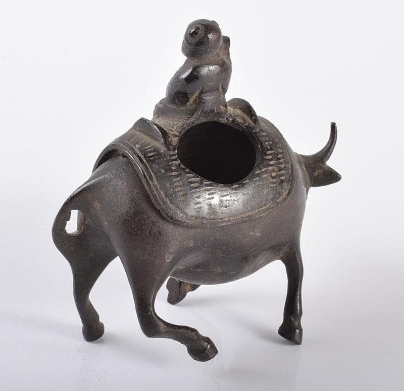 中国　古銅宣徳銅　牛に唐子　のったり香炉　置物　V　R4228
