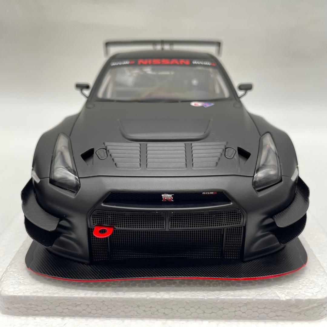 【箱付き美品】AUTOart NISSAN GT-R NISMO GT3