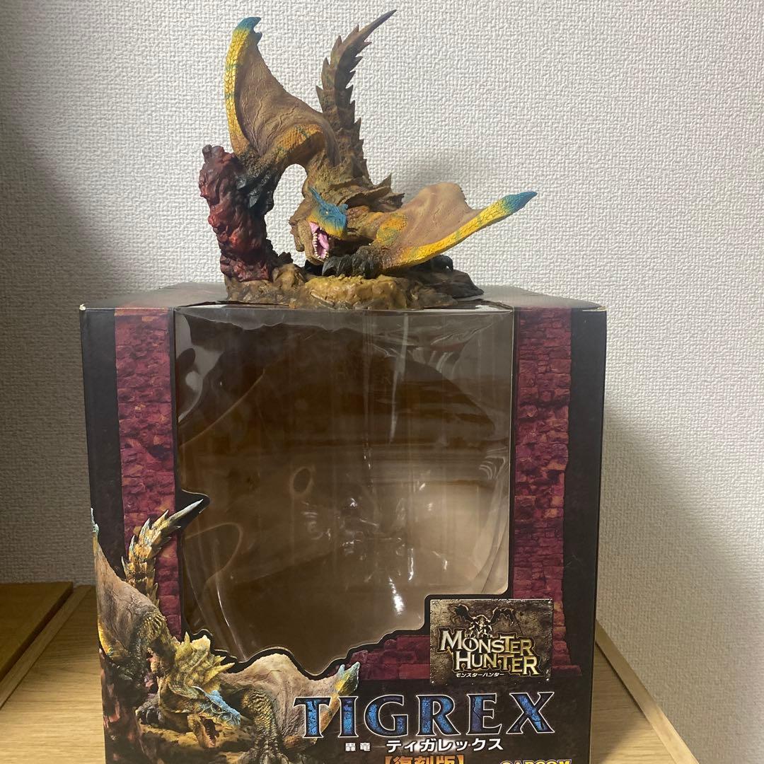 ティガレックス 復刻版 クリエイターズモデル　箱開封済み