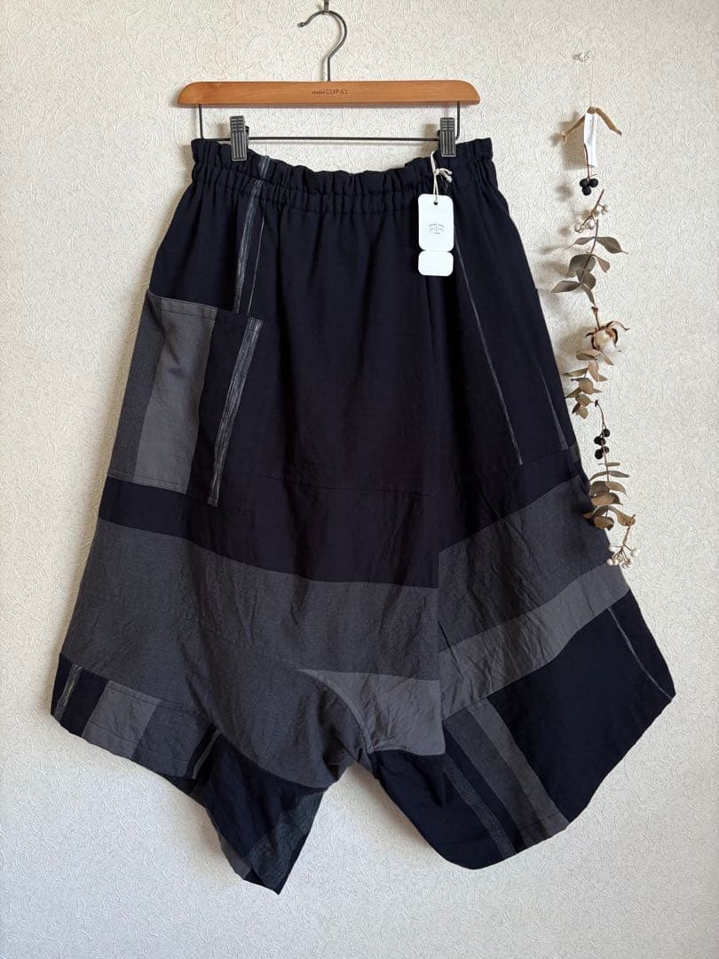 【新品タグ付】タマキニイメ　今季　ダックス　❶ネイビーmix系