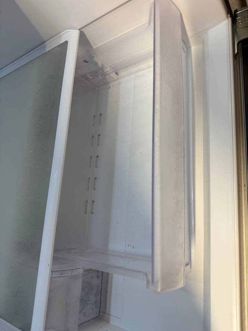 引き取りの場合、値下げします！　送料無料　日立　R-V38TV(N) 375L