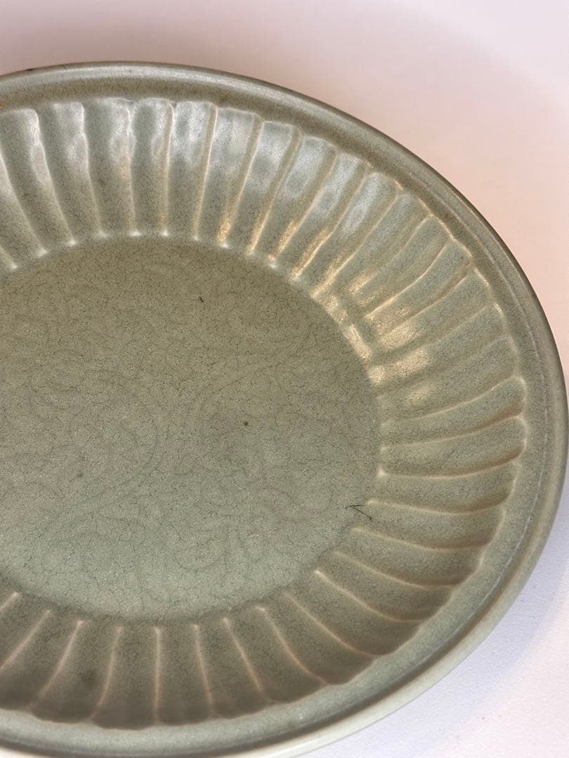 明代　龍泉窯　青磁盤