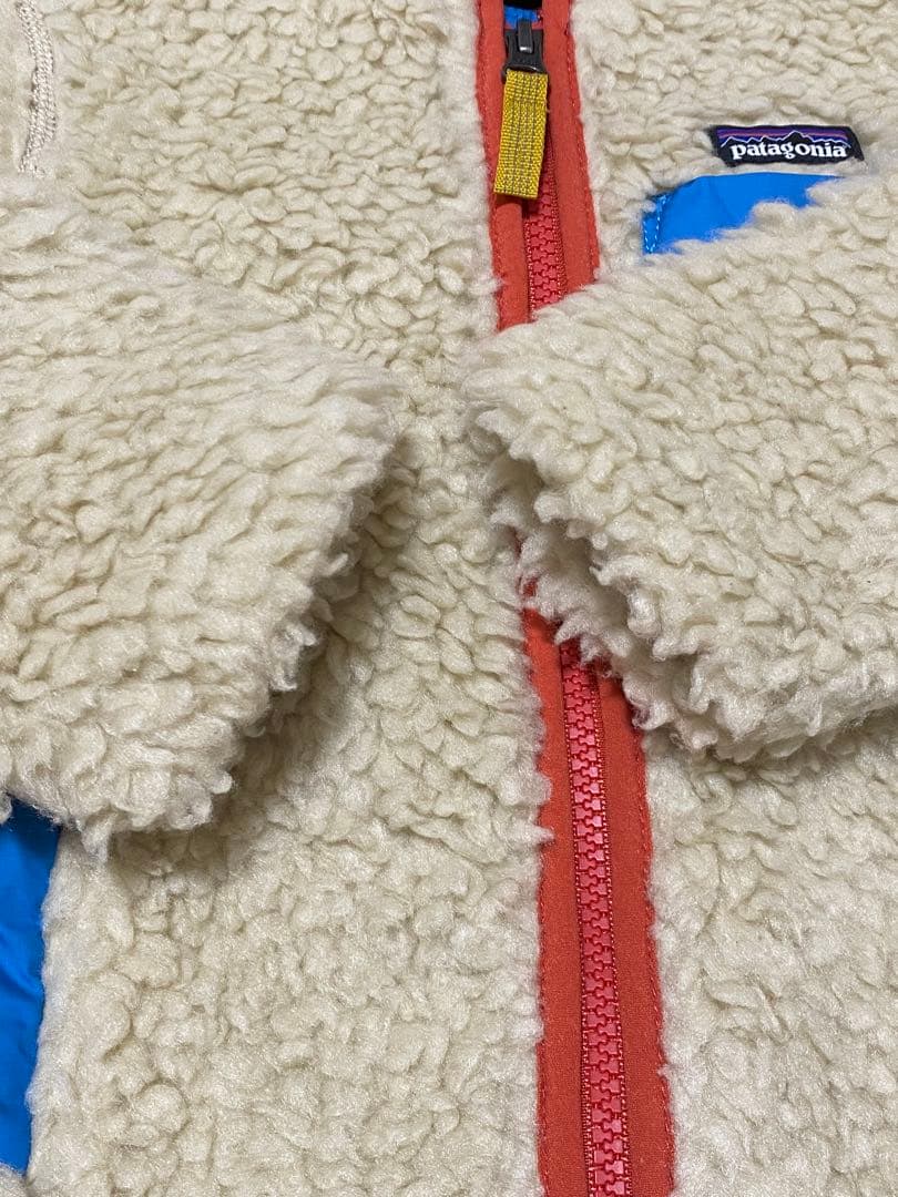patagonia フリースジャケット ベージュ/青/オレンジ　２Ｔ