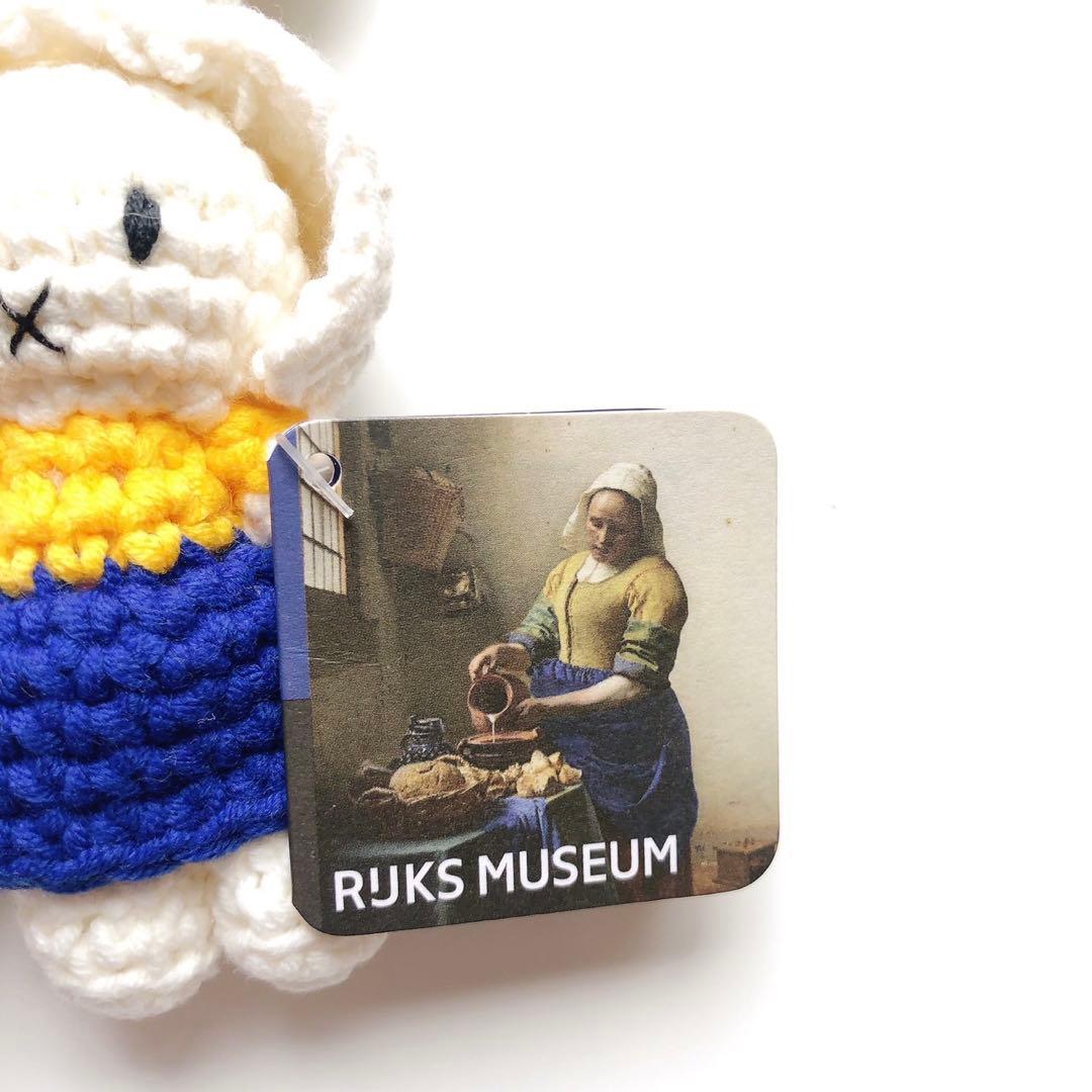 オランダ 限定 ミッフィー 真珠の耳飾りの少女 牛乳を注ぐ女