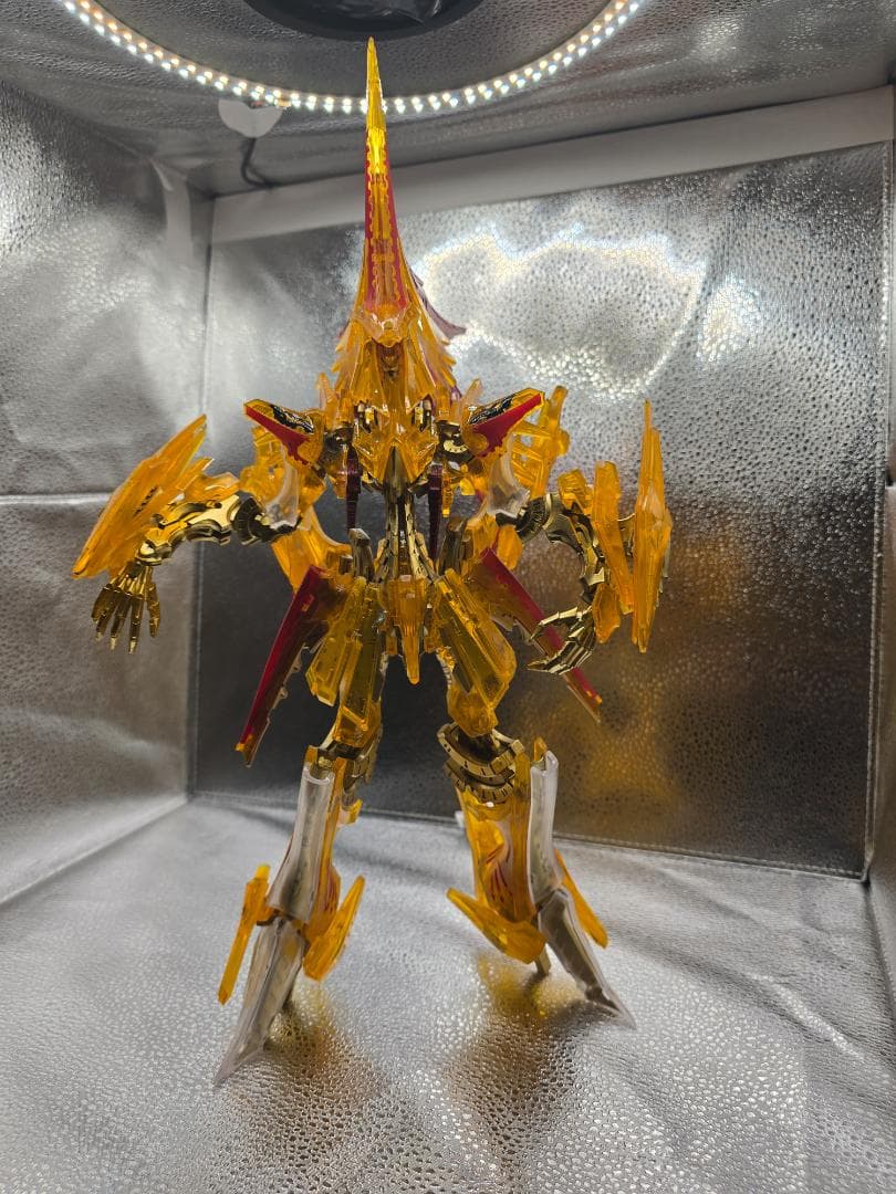 1/72 MGP 帝騎マグナパレス ザ・ナイト・オブ・ゴールドSFFフィブスタ