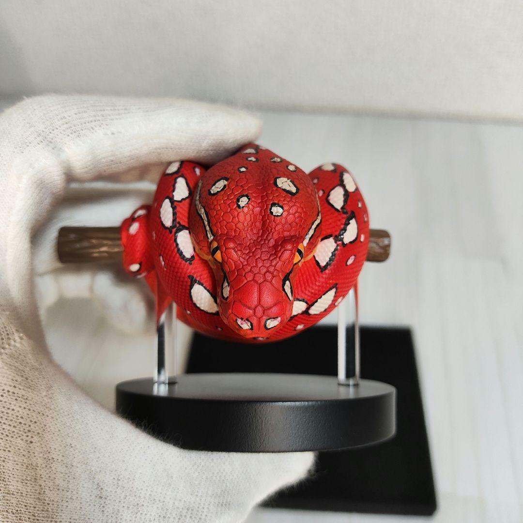 動物の惑星】スーパーレア!!韓国88体限定エメラルドツリーボア赤! 日本