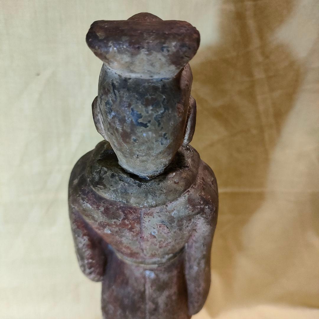 加彩人物俑 侍者 中国古陶 古玩 - メルカリ