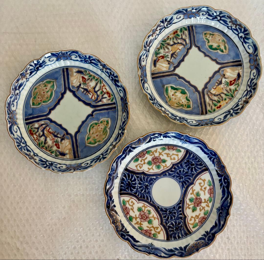 大明成化年製 古伊万里 染付 中皿 3枚 金彩 - メルカリ