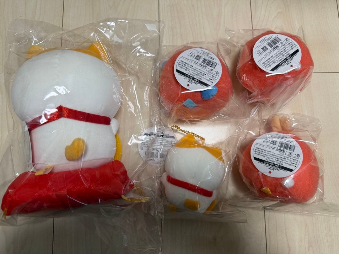 ちいかわ 招福　だるま 5点セット（ハチワレぬいぐるみ・マスコット他）