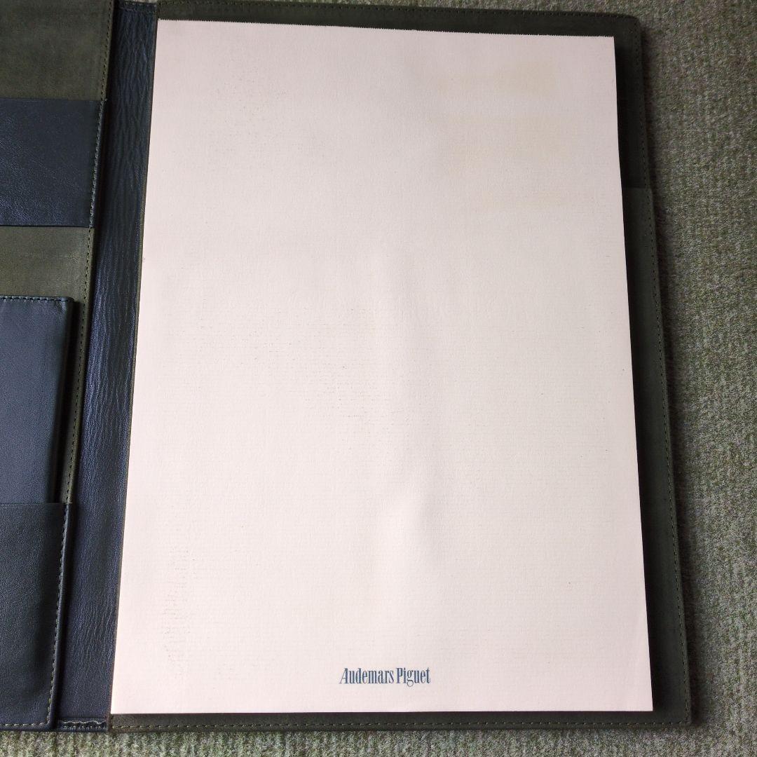 Audemars Piguet ダークグリーン のカバー付きノートセット 非売品