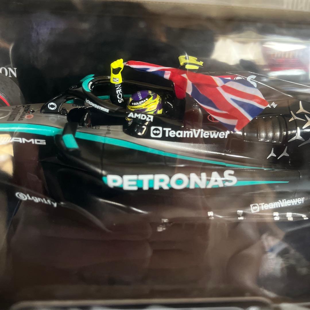 ミニチャンプス1/18メルセデスAMG F1 W15ルイス・ハミルトン2024年