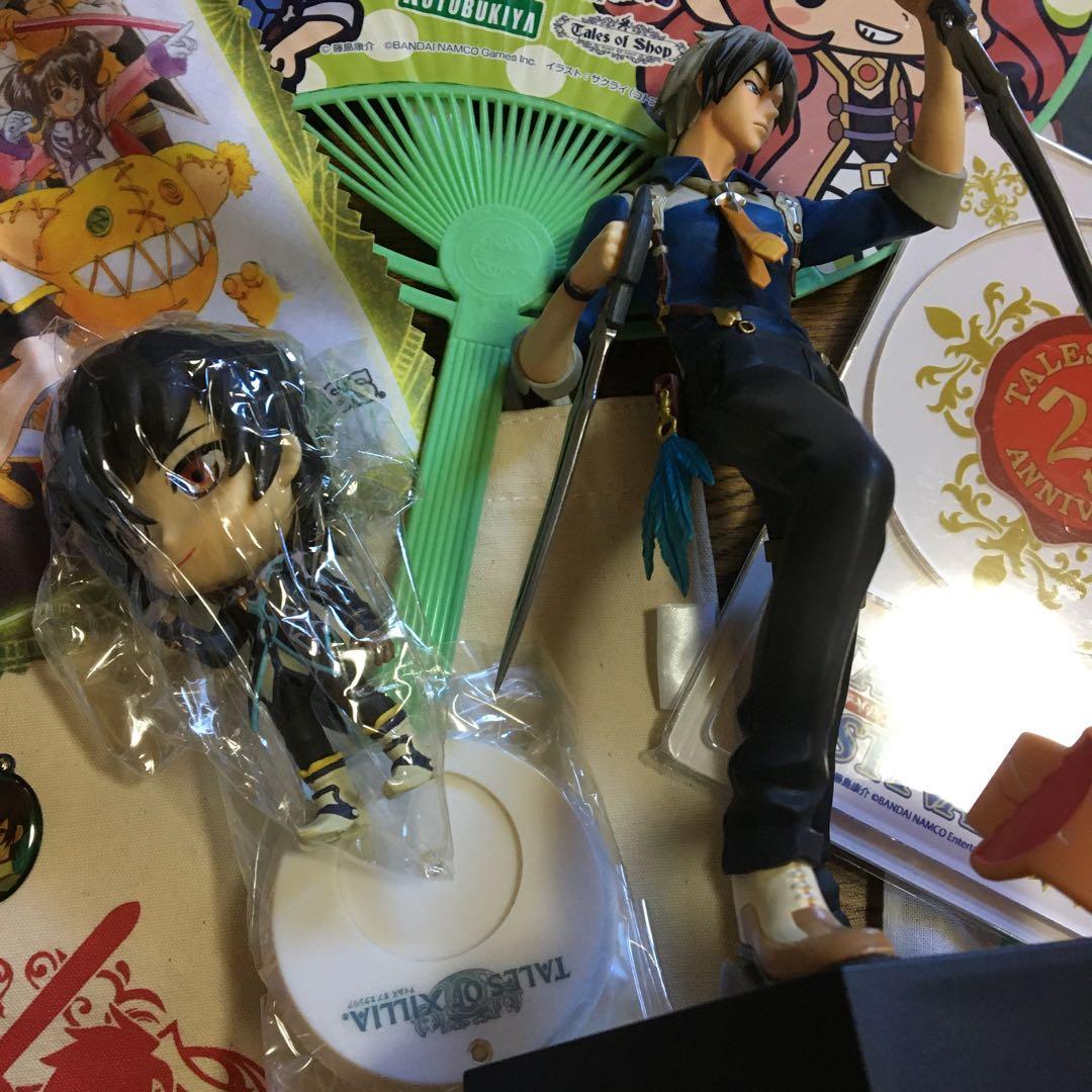 送料込み　テイルズ　うちわ　カード　缶バッジ　タオル　マスコット　グッズ　セット