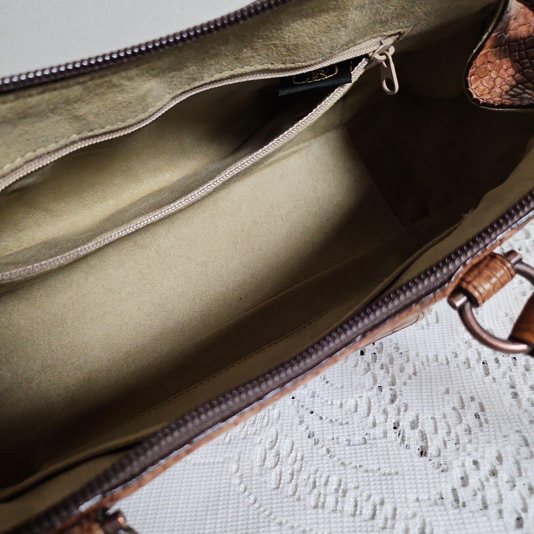 京都枡儀『お洒落なクロコダイル』バッグJRAタグ、チャーム　証明書