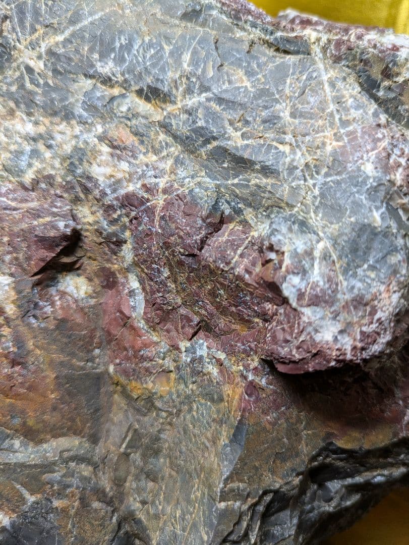 原石 6.8kg ？？？ 濡らし無し 希少 レア品