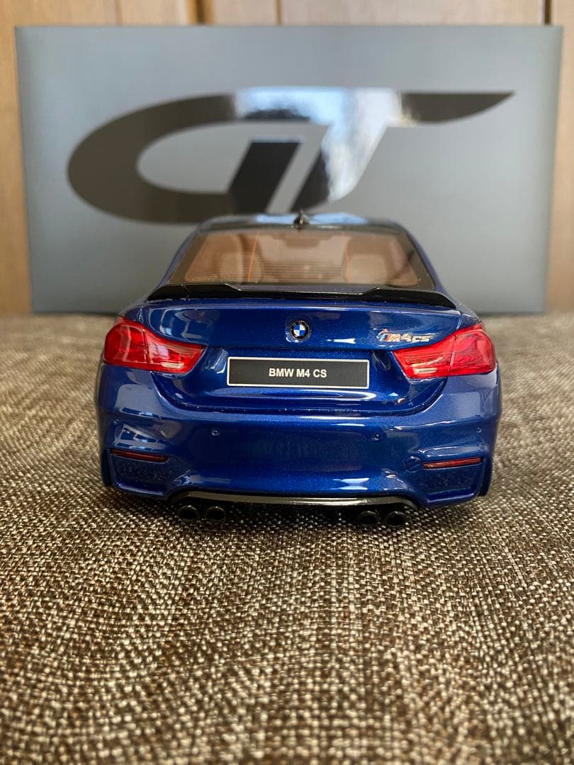 限定出品　BMWM4CS GT SPIRIT 1/18 ミニカー