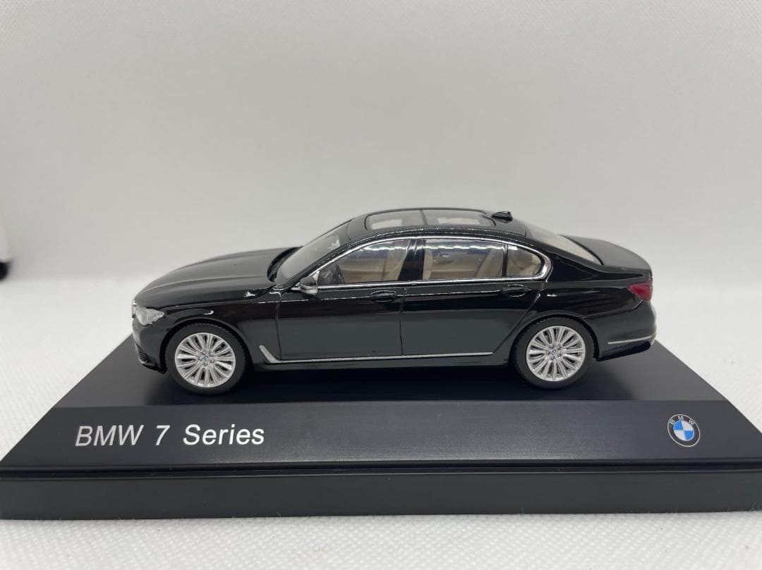 405-131 BMW特注 1/43 BMW 7 Series ブラック
