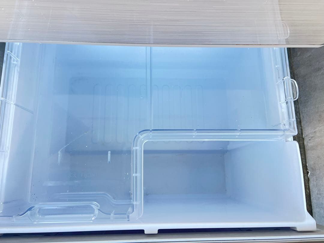 シャープノンフロン冷凍冷蔵庫SJ-PW42B-S 2016年